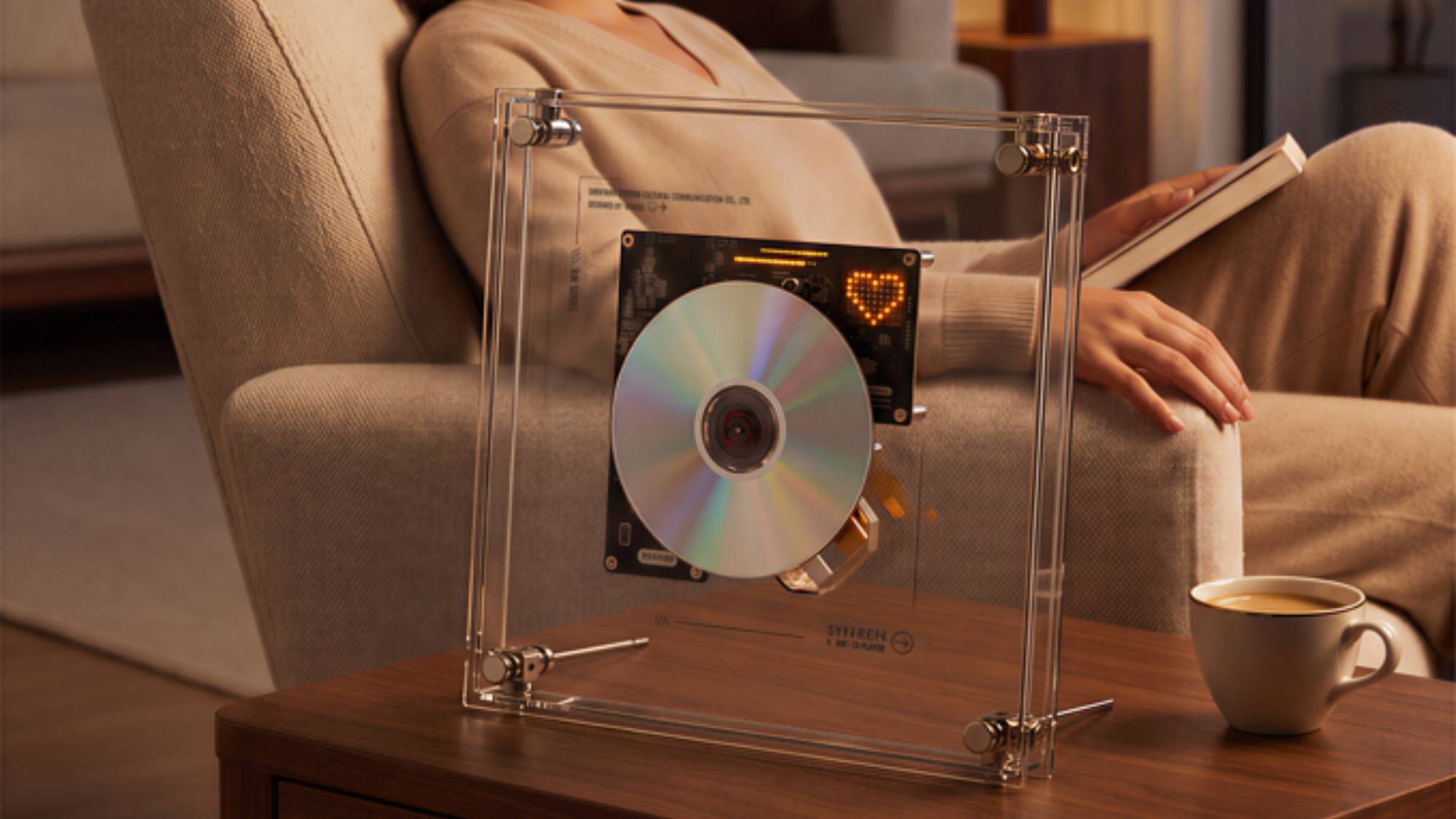 Syitren RM1 透明 CD 播放器开启预订:把机械结构变成桌面陈列品封面图