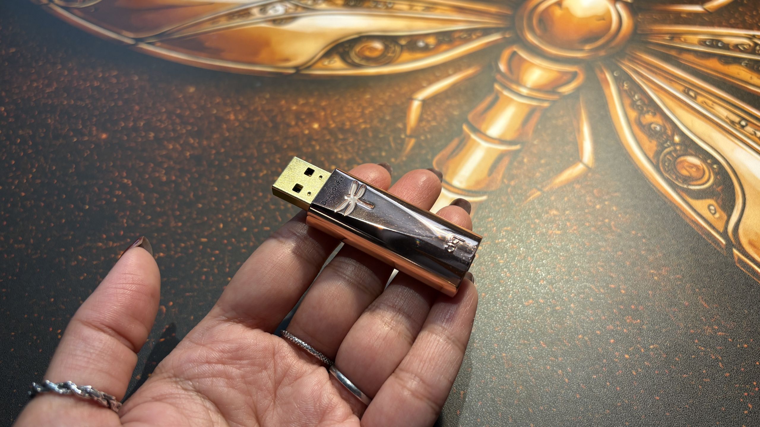 AudioQuest 推出 DragonFly Copper:经典小尾巴系列继续升级,这次主打更大推力和更低功耗封面图