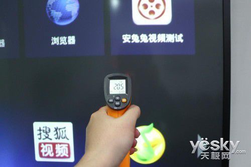 忘掉投影吧 华录100寸巨屏激光电视全网首评